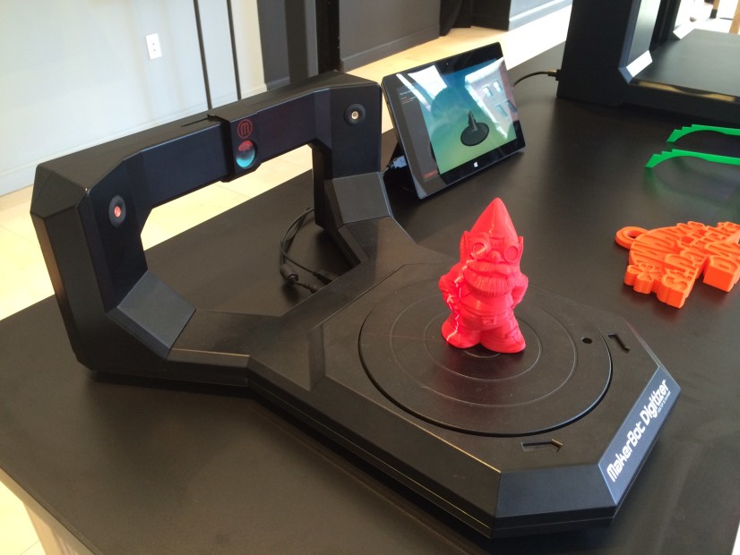 Scanner 3D MakerBot Digitizer - Fazedores