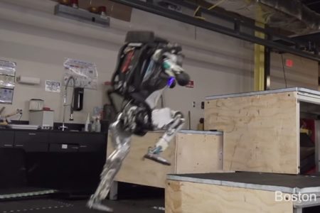 Imagem1 robô que salta obstáculos